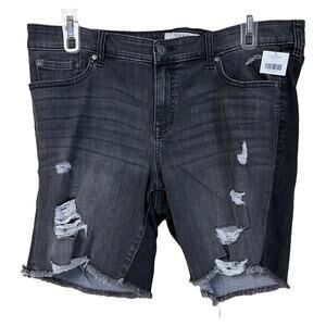 Torrid Shorts Womens 20W Bemuda Denim Jean Fray Hem Destruct Rips Holes Cut Offs